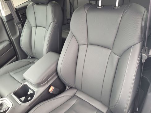 Used 2024 Subaru Outback Touring w/ Popular Package #2 image 13