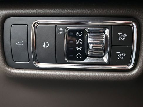 Used 2021 Lincoln Aviator Reserve w/ Equipment Group 202A image 23