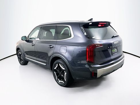 Used 2025 Kia Telluride S FWD image 5