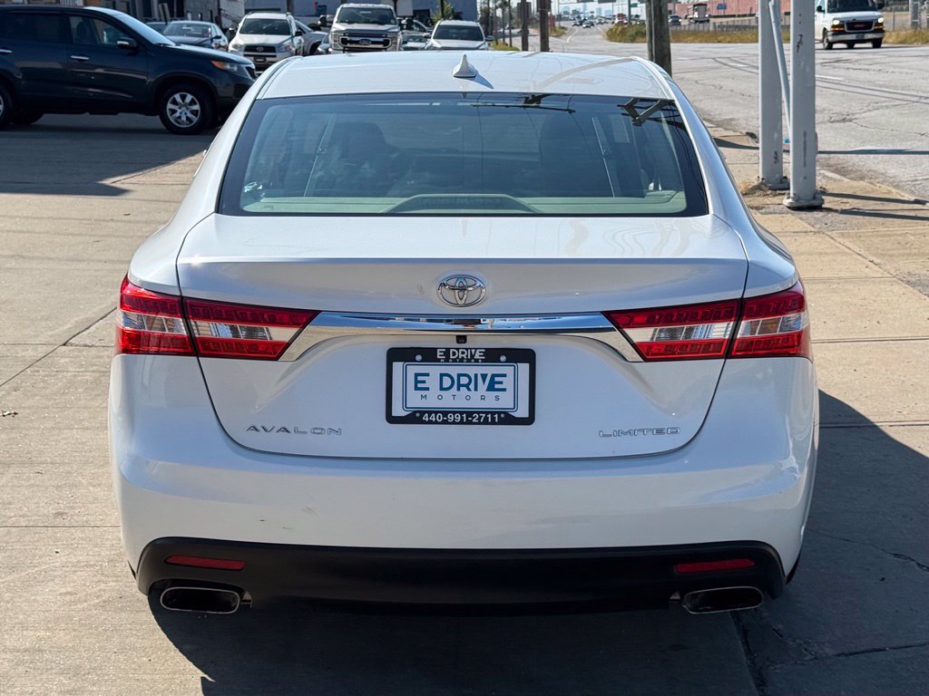Used 2014 Toyota Avalon Limited FWD image 8