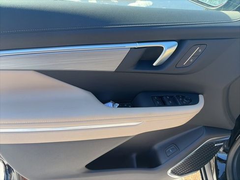 New 2026 Buick Enclave Preferred w/ LPO, Floor Liner Package image 17