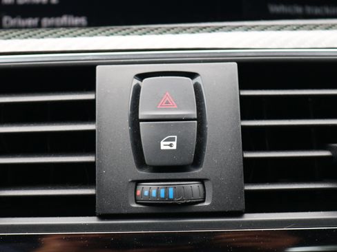 Used 2020 BMW M4 Competition w/ Competition Package image 32