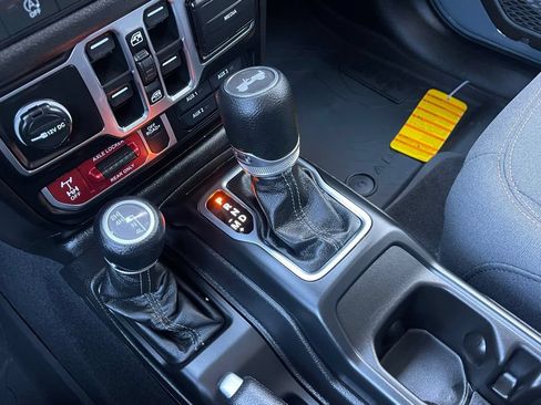 New 2026 Jeep Wrangler Unlimited Sport AWD/4WD image 32