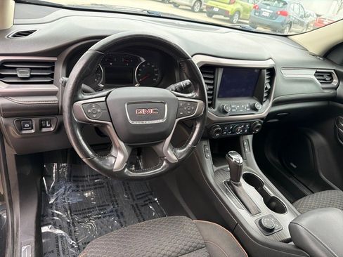 Used 2017 GMC Acadia SLE w/ Driver Alert Package I image 7