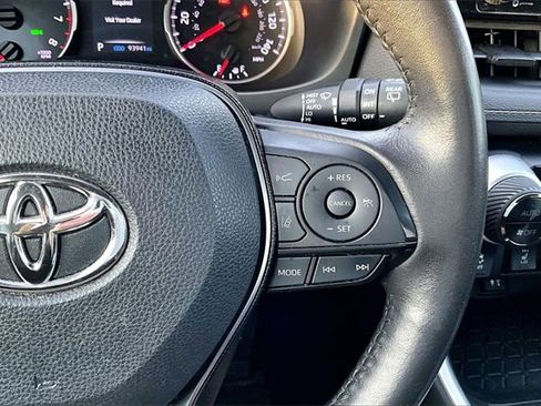 Used 2019 Toyota RAV4 XLE image 14
