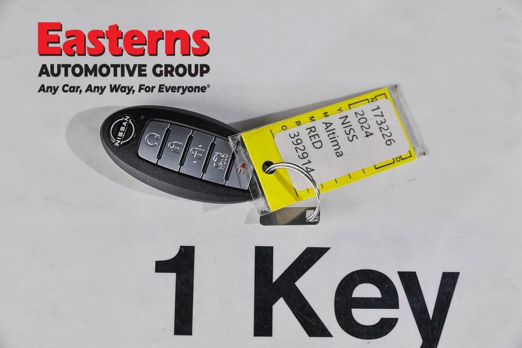 Used 2024 Nissan Altima 2.5 SV w/ SV Premium Package AWD/4WD image 25