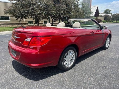 Used 2009 Chrysler Sebring Touring w/ Electronics Convenience Group image 13