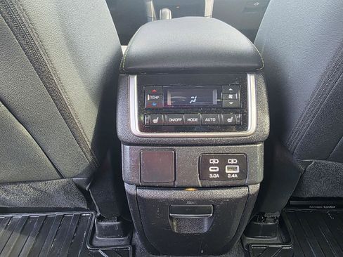 Used 2023 Subaru Ascent Onyx Edition Limited image 14