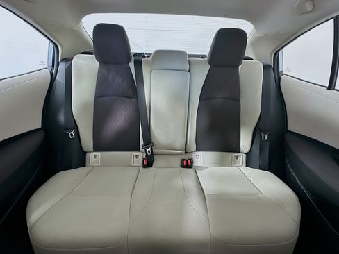 Used 2020 Toyota Corolla LE FWD image 29
