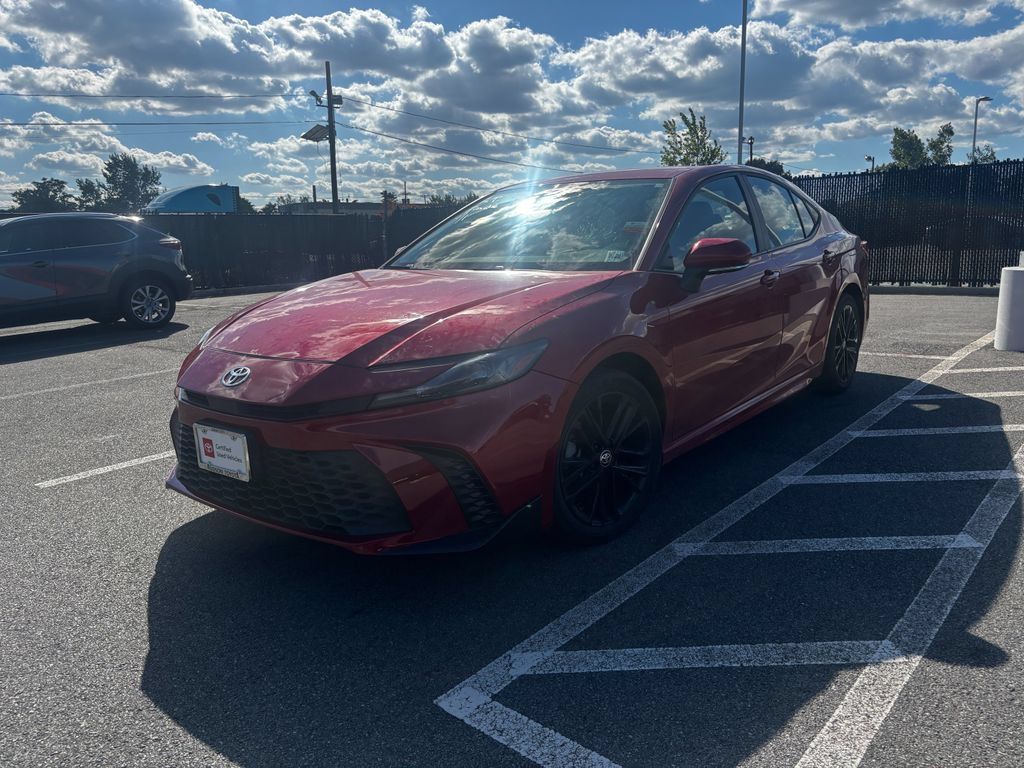 Used 2025 Toyota Camry SE w/ Convenience Package AWD/4WD image 3