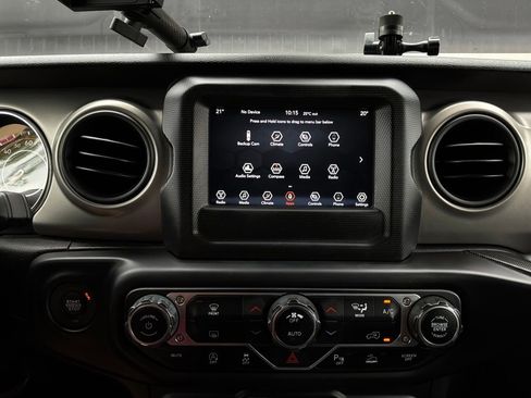 Used 2021 Jeep Wrangler Unlimited Sport AWD/4WD image 23