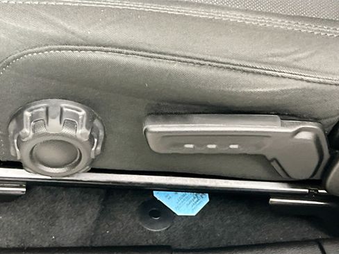 Used 2022 Jeep Wrangler Unlimited Sport image 15