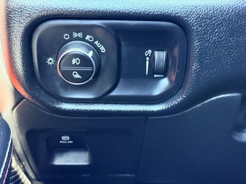 Used 2022 RAM 1500 TRX AWD/4WD image 37