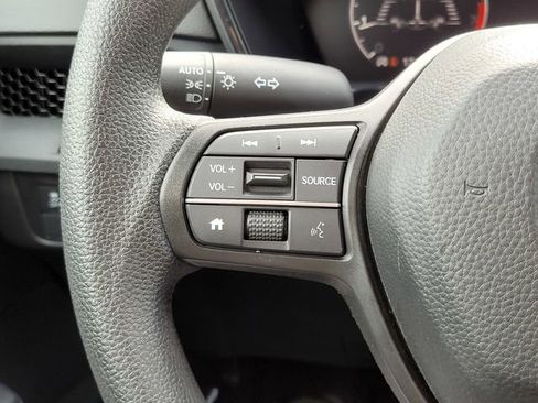 Used 2025 Honda CR-V LX image 24