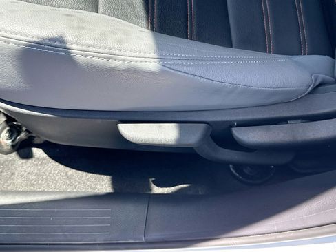 Used 2024 Nissan Kicks SR w/ SR Premium Package FWD image 19