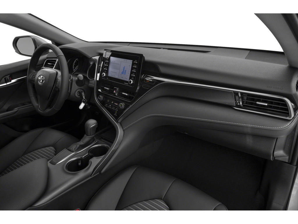 Used 2022 Toyota Camry SE w/ Cold Weather Package FWD image 17