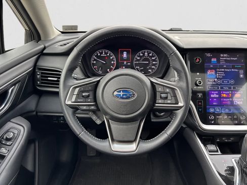 Used 2021 Subaru Outback Premium image 13