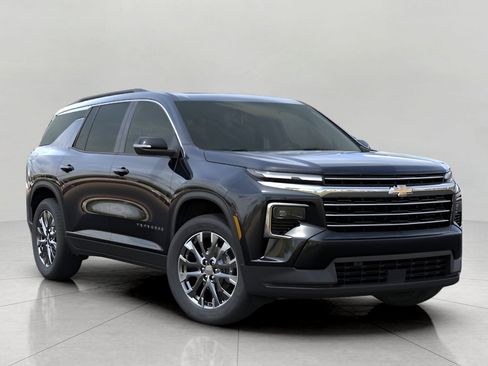 New 2026 Chevrolet Traverse LT w/ Sun and Wheel Package AWD/4WD image 1