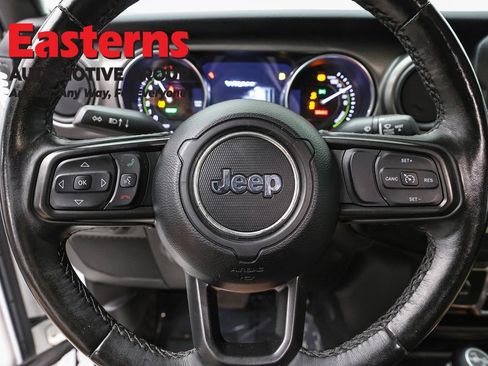 Used 2023 Jeep Wrangler Unlimited w/ Cold Weather Group AWD/4WD image 10