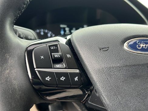 Used 2022 Ford Escape SEL FWD image 13