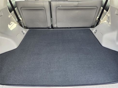 Used 2016 Toyota Prius V Four FWD image 31