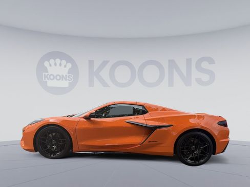 Used 2023 Chevrolet Corvette Z06 w/ Stealth Interior Trim Package RWD image 13