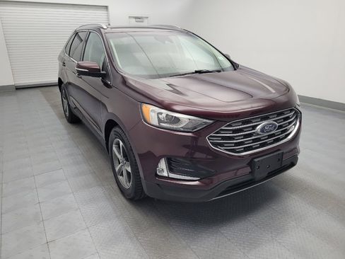Used 2020 Ford Edge SEL w/ Convenience Package FWD image 13