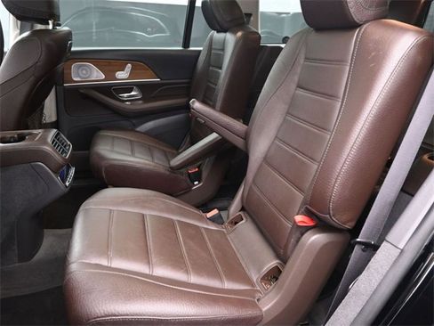 Used 2020 Mercedes-Benz GLS 580 4MATIC w/ Off-Road Package image 14