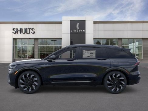 New 2026 Lincoln Nautilus Reserve w/ Jet Appearance Package image 3