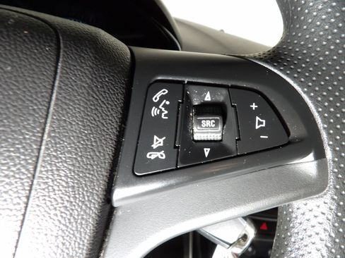 Used 2020 Chevrolet Trax LS w/ LPO, Protection Package FWD image 16