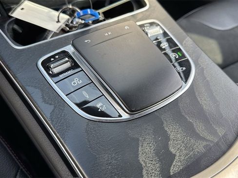 Used 2022 Mercedes-Benz GLC 43 AMG 4MATIC image 55