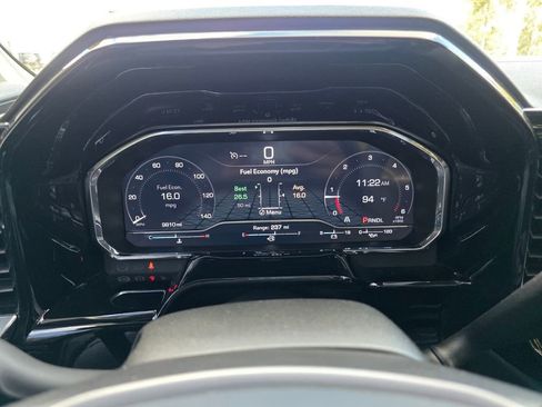 Used 2024 GMC Sierra 1500 Elevation image 31