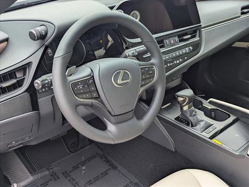 New 2025 Lexus ES 350 w/ Premium Package image 3