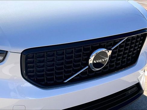 New 2026 Volvo XC40 B5 Core AWD/4WD image 41