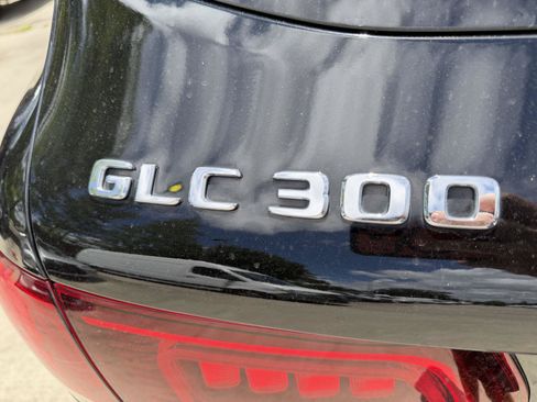 Certified 2021 Mercedes-Benz GLC 300 image 22