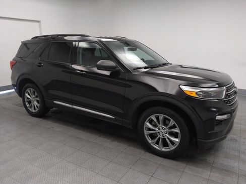 Used 2022 Ford Explorer XLT w/ Equipment Group 202A image 11