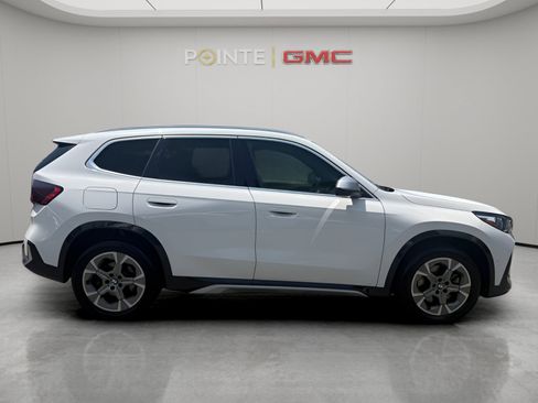 Used 2023 BMW X1 xDrive28i w/ Premium Package AWD/4WD image 7
