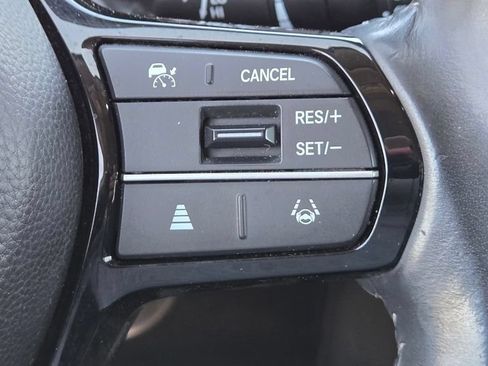 Used 2024 Honda HR-V EX-L image 19