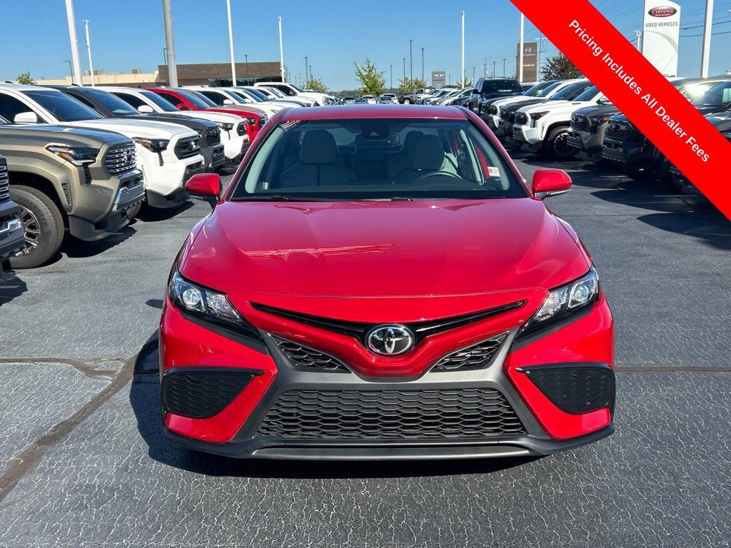 Used 2021 Toyota Camry SE w/ Convenience Package FWD image 22