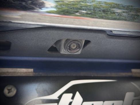 Used 2019 Nissan Rogue SV FWD image 11