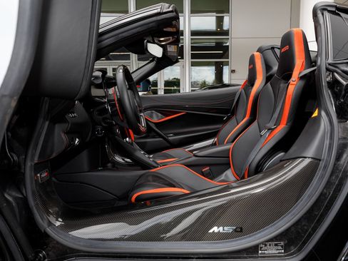 Used 2024 McLaren 750S Spider RWD image 55