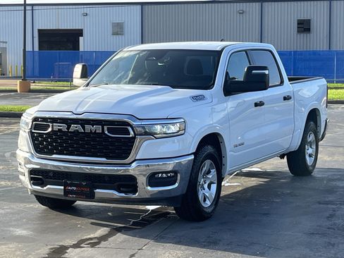 Used 2025 RAM 1500 Lone Star AWD/4WD image 5