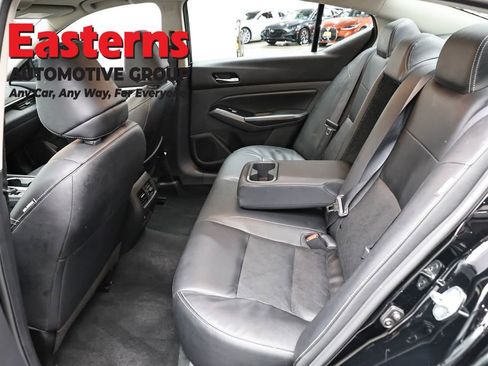 Used 2023 Nissan Altima 2.5 SL FWD image 21