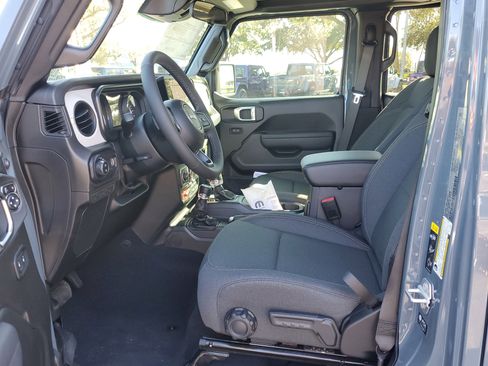 New 2026 Jeep Gladiator Willys image 8