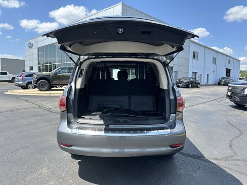 Used 2017 INFINITI QX80 4WD w/ Deluxe Technology Package image 5