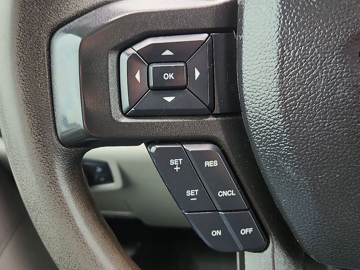 Used 2018 Ford F250 XL w/ Power Equipment Group AWD/4WD image 22