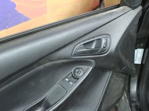 Used 2018 Ford Focus S FWD image 13