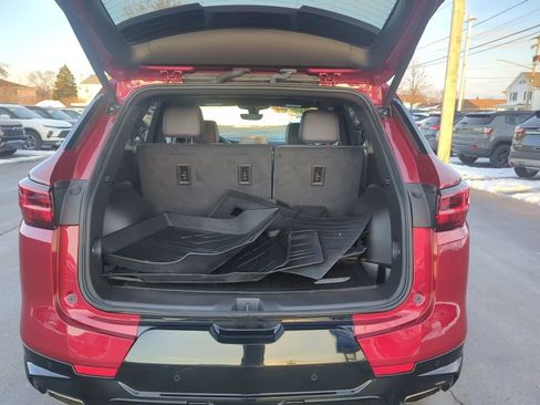 Certified 2025 Chevrolet Blazer RS w/ Driver Confidence II Package image 17