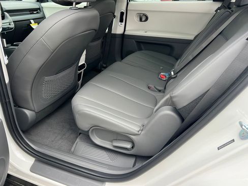 New 2026 Hyundai Ioniq 5 SEL image 21