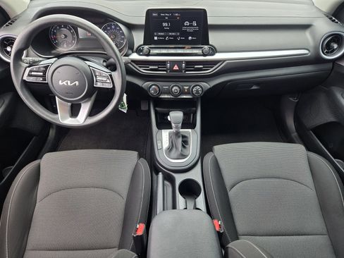 Used 2024 Kia Forte LXS w/ LXS Technology Package FWD image 23